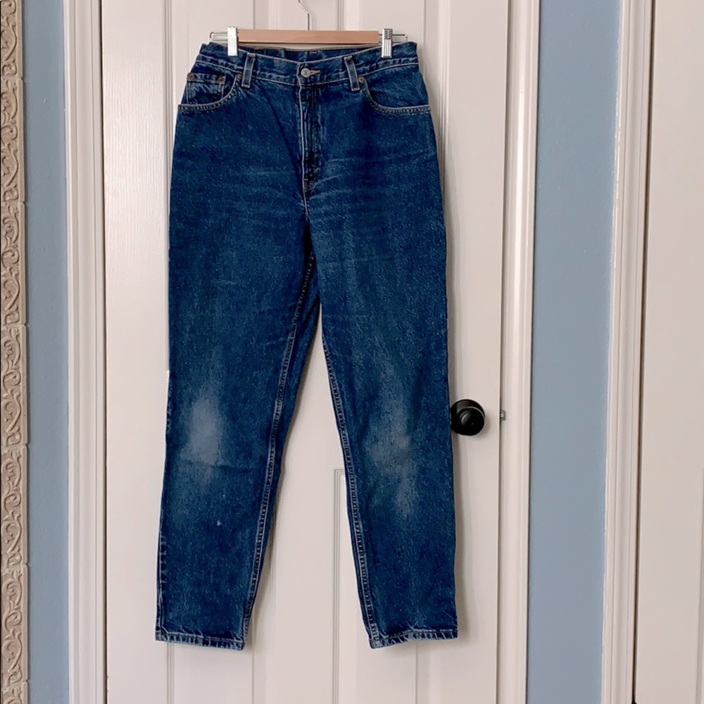 Vintage 90s Levis 550 curve tapered jeans